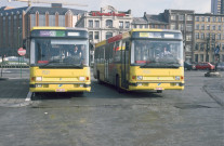 Charleroi. Autobus Renault et station de métro "Beaux-Arts".