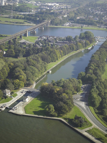 Visé. Vues aériennes.