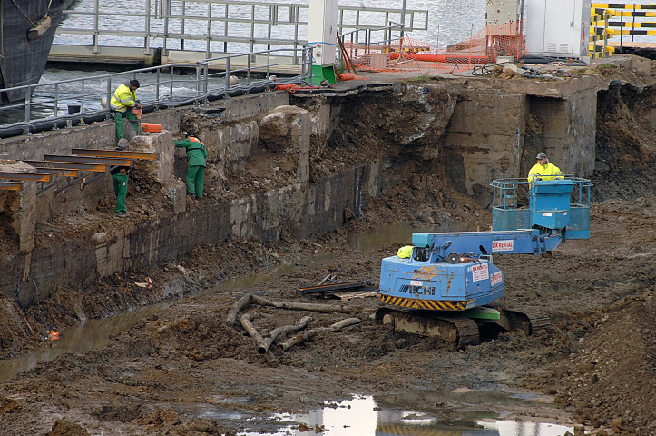 Flémalle. Travaux au barrage d'Ivoz-Ramet.