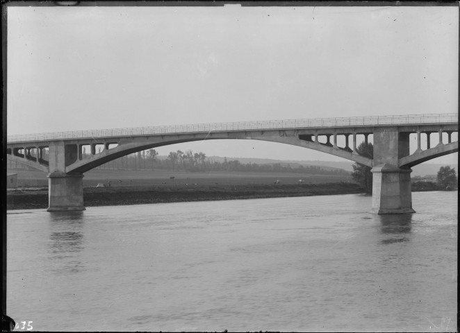 Hermalle-sous-Huy. Pont.