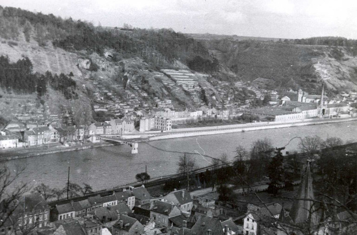 Pont de Bouvignes détruit