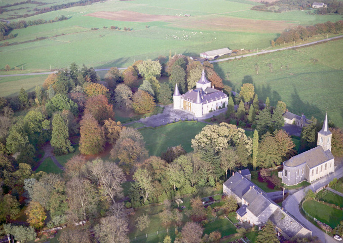 Sohier. Château.