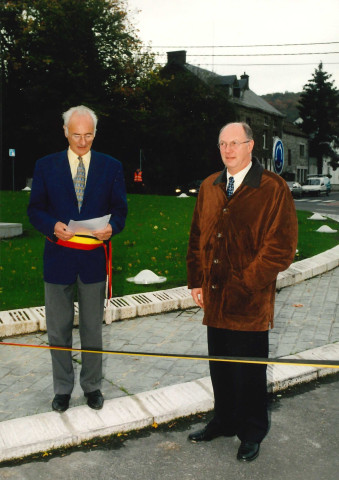 Profondeville. Inauguration par M. le Ministre Lebrun de la fin de divers aménagements urbains.