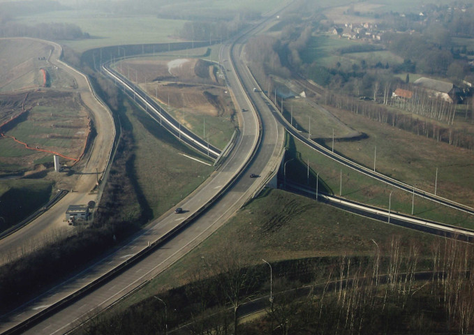 Mont-Saint-Guibert. RN 25. Echangeur vers Louvain-la-Neuve.