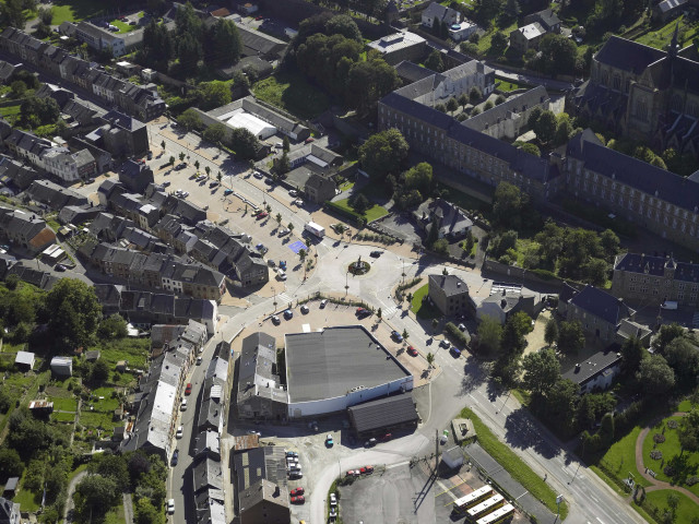 Saint-Hubert. Vues aériennes.
