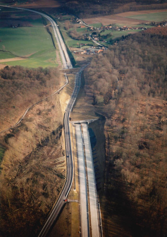 Enghien. Vues aériennes des travaux sur la A8.