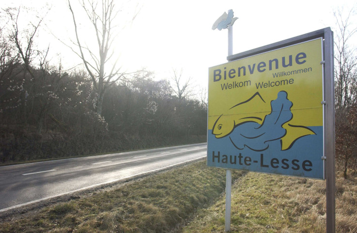 Tellin. Bure. Panneaux d'informations touristiques. RN 899.