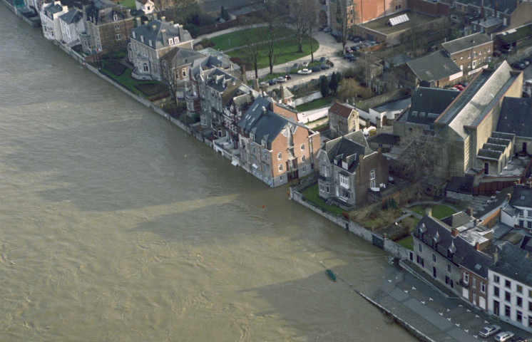 Meuse (de Namur à la frontière française), Viroin, Eau Blanche, Eau Noire et Sambre (de Charleroi à la frontière française).