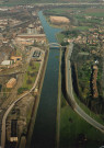 Tubize. Clabecq. Canal Charleroi-Bruxelles. Usine Duferco.