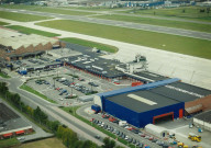 Charleroi. Gosselies. Installations aéroportuaires et zone de l'aéropôle.