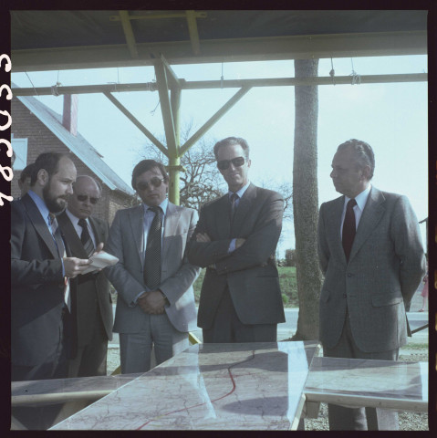 Achêne. Visite royale sur le chantier autoroutier.