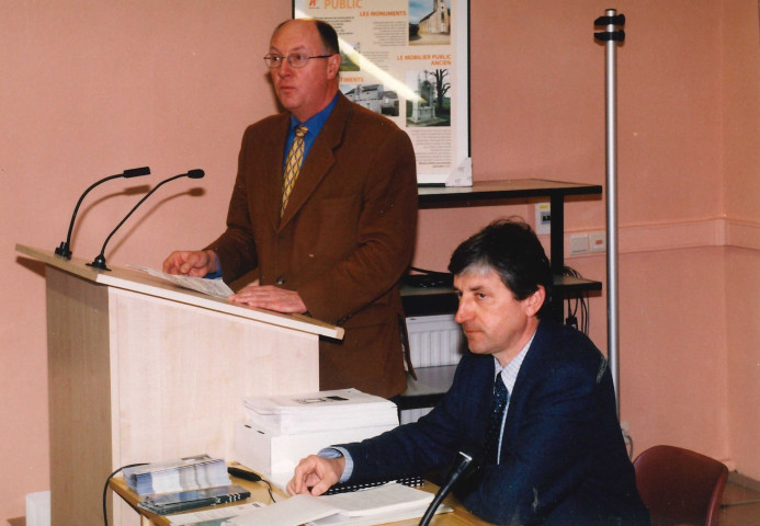 Viroinval. Vierves-sur-Viroin. Signature de la convention RGBSR "Les plus beaux villages de Wallonie".