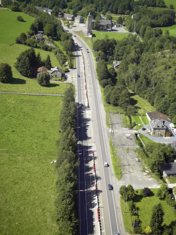Tenneville. RN4. Aménagement dans la traversée de la localité.