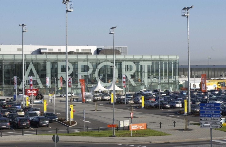 Gouy-lez-Piéton. Pont et pont-route des Communes.