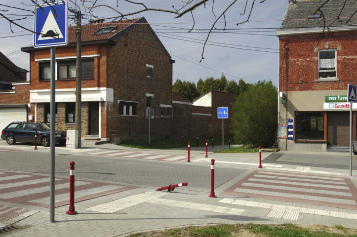 Fleurus. Aménagements pour vélos.
