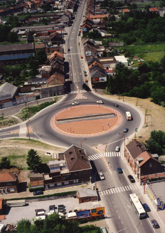 Châtelet. Châtelineau. Chaussée de Gilly. Rond-point dit "du Cora".