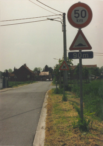 La Louvière. Moulbaix. Ralentisseurs.