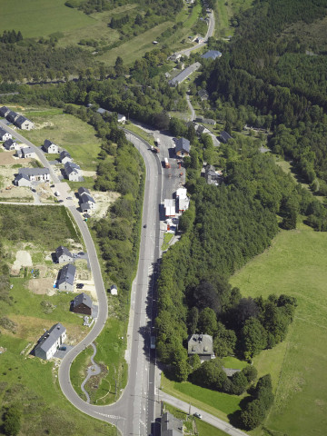 Martelange. RN4. Accès sud en venant d'Arlon.