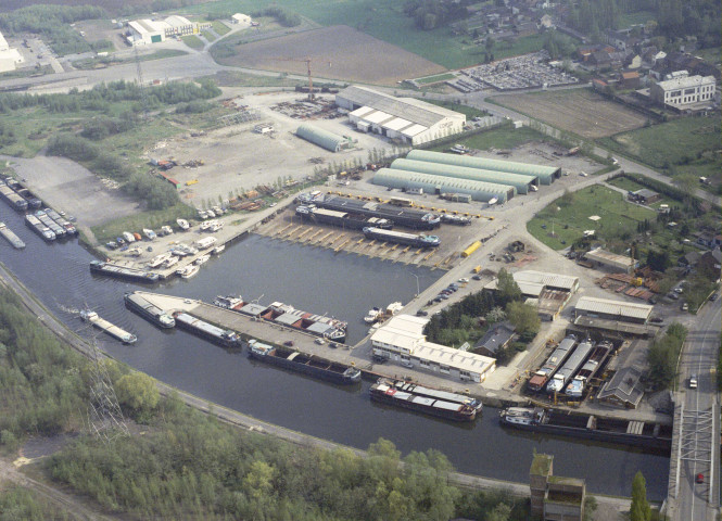 Pont-de-Loup. Zone portuaire du Dria.