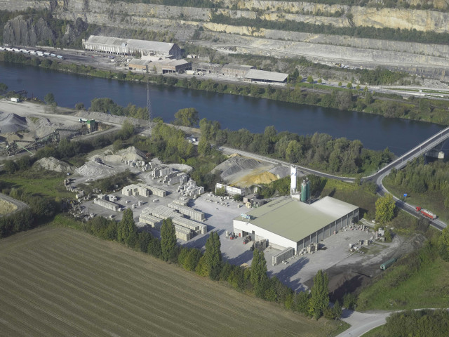 Engis. Hermalle sous-Huy. Vues aériennes.