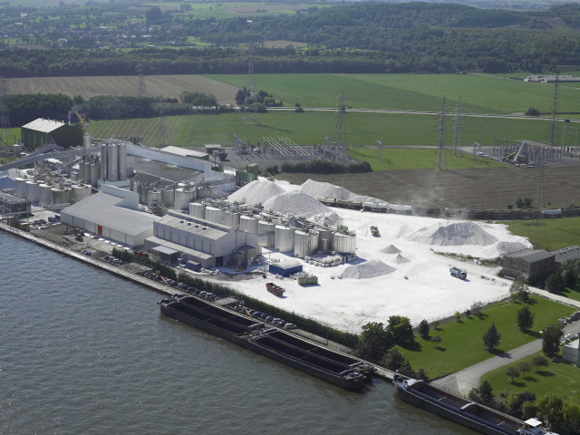 Visé. Lixhe. Port autonome de Liège.