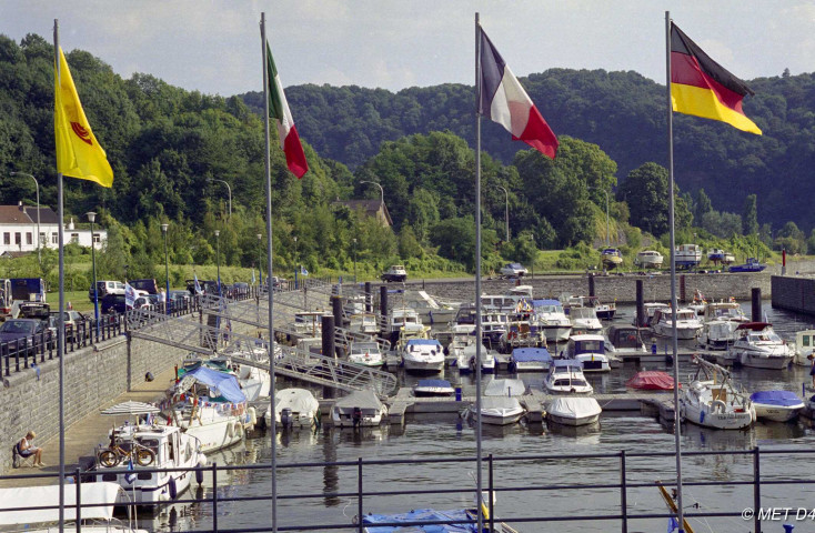 Huy. Statte. Office de Promotion des Voies Navigables (OPVN).