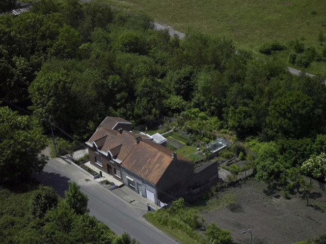 Charleroi. Roux. Sonomètre F105. Rue Sous le Bois.