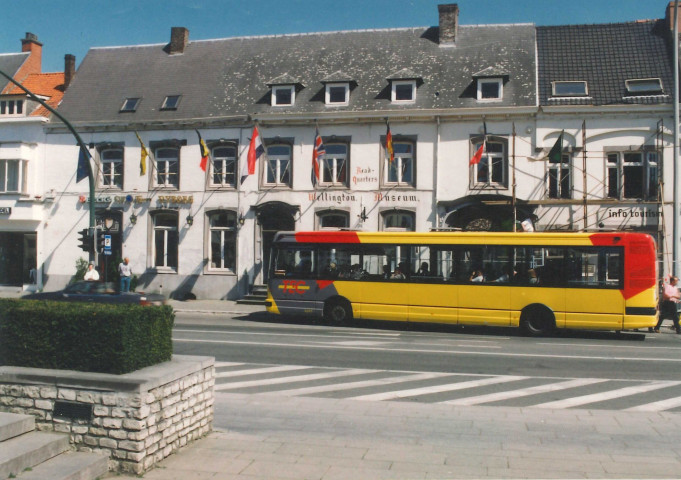 Waterloo. Place de l'Eglise et musée Wellington.