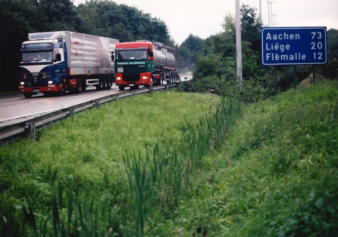 Saint-Georges-sur-Meuse. E42. Travaux.