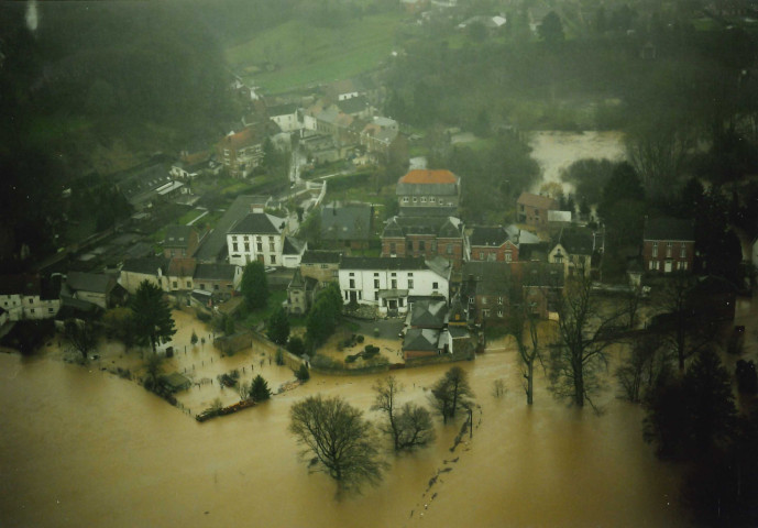 Eau d'Heure de Charleroi vers le sud.