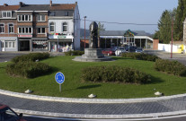 Andenne. Seilles. Giratoire "La petite et grande ourse". Emblème de la cité. RN921.
