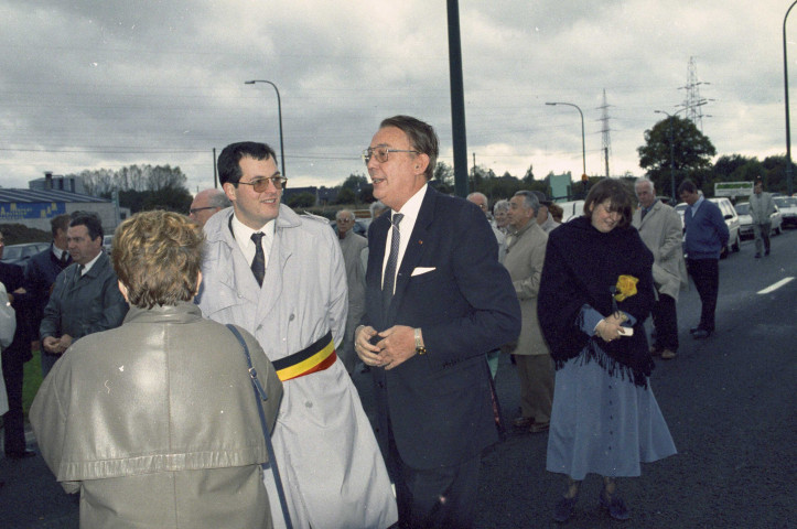 Neupré. Inauguration par Jean-Pierre Grafé, ministre des Travaux publics, de divers aménagements routiers entre les carrefours des 7 Fawes et du Chêne Madame.