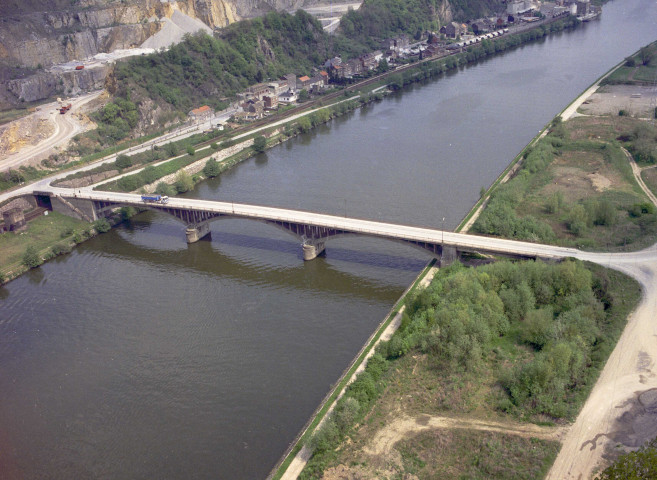 Hermalle-sous-Huy. Pont.