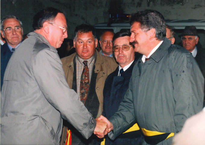 Walhain. Tourinnnes-Saint-Lambert. Inauguration de la sortie n°10 de l'E411 avec la RN243a.