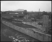 Marcinelle. Travaux d'amélioration de l'écluse sur la Sambre.