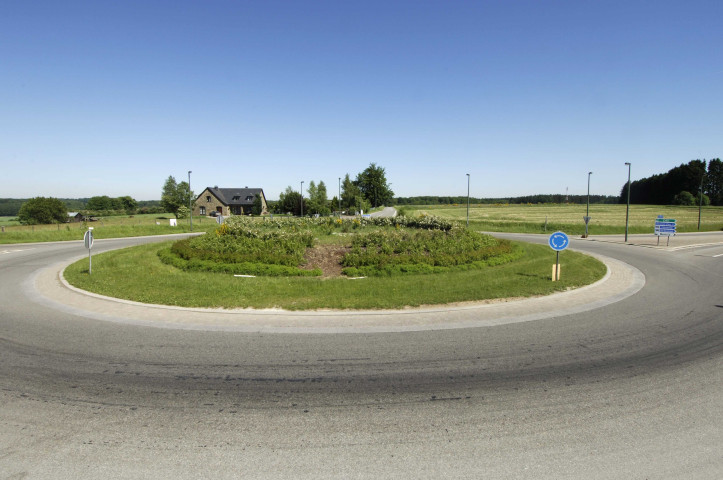 Bertrix. N89. Giratoire des Corettes.