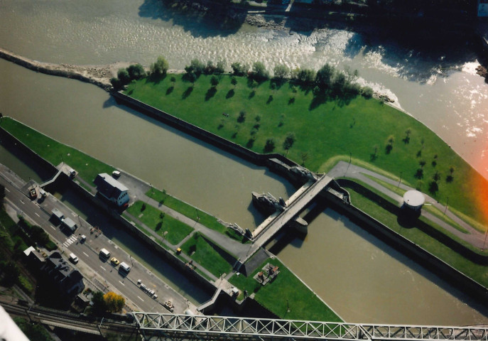 Dinant. Anseremme. Barrage-écluse n°3.