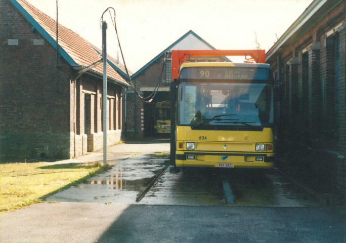 Warzée. Station de lavage.