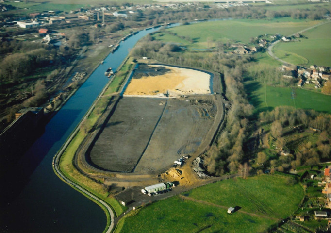 Tubize. Centre de regroupement de produits de dragage. Site de Fraimont.