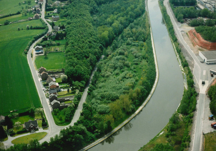 Jemeppe-sur-Sambre. Soye. Rive droite de Meuse.