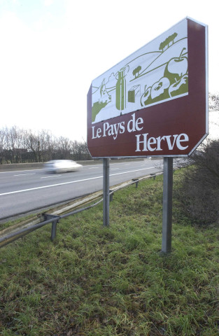 Herve. Panneaux d'informations touristiques: "Pays de Herve".