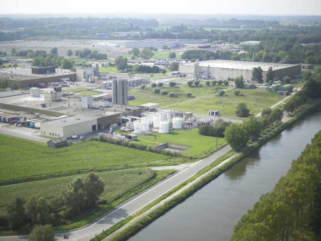 Seneffe. Canal Charleroi-Bruxelles.