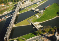 Dinant. Anseremme. Barrage-écluse n°3 et pont-rail.