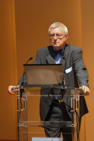 Namur. Palais des congrès. Présentation du plan "Wallonie cyclable" en présence de M. le ministre Henry.