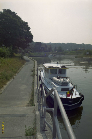 Antoing. Port de plaisance. Darse.