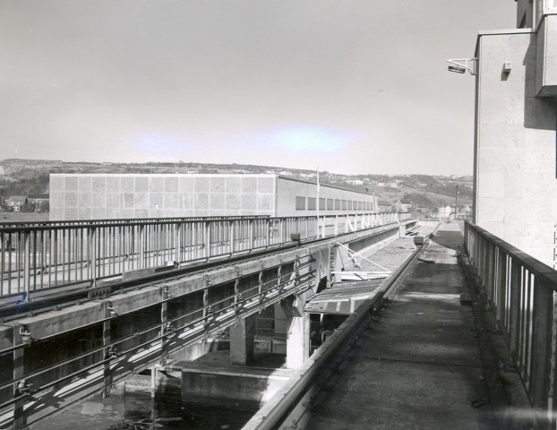 Construction de la centrale hydro-électrique