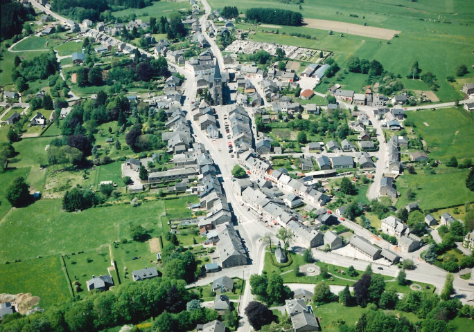 Paliseul. Traversée RN 853/889.