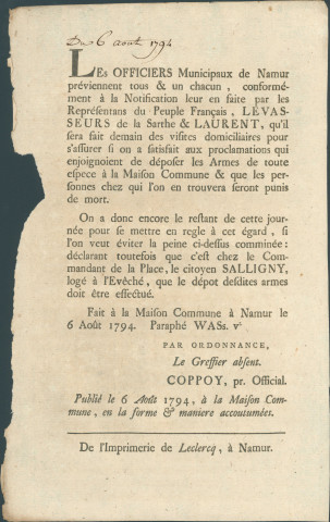 Annonce des officiers municipaux de Namur prévenant la population de visites domiciliaires pour vérifier que toutes les armées ont été déposées à la Maison commune sous peine de mort. Signé Coppoy.