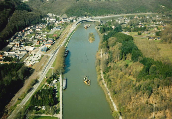 Hastière. Barrage-écluse n°1. Evolution du chantier.
