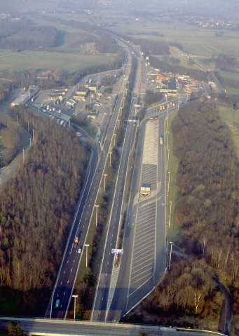 Raeren. Aire de repos autoroutière et poste frontière de Lichtenbusch.